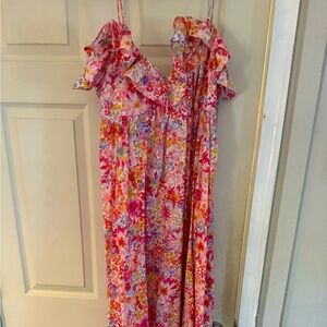 H&M maxi dress. Adjustable straps. M